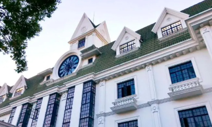 上海市松江区科德高级中学(原阿德科特)